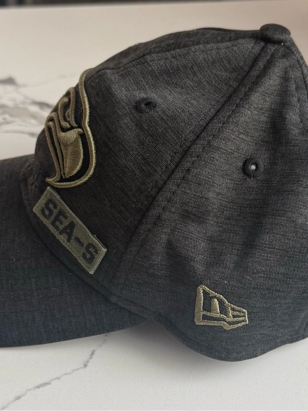 New Era Black & Gold Seattle Seahawks Embroidered Logo Cap Football Season Ready